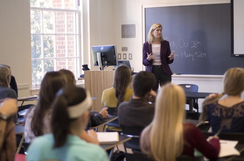 Guest Speaker Anne Kave (English '00), Senior Director of Human Resources at Capital One Financial