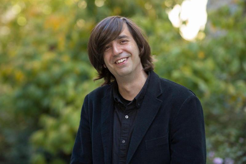 Fernando Valverde’s upcoming book of poems on America addresses “the strong tension between the best and the worst” in this country that he has nevertheless come to love.