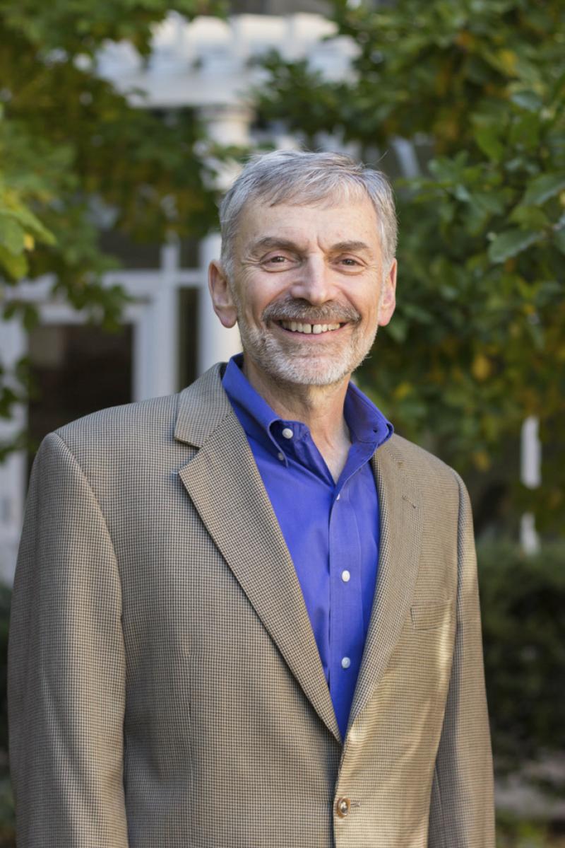 Finder said he feels a “strong sense of responsibility to meet and foster the intellectual curiosity and passion of undergraduate students” who are interested in modern Germany or the modern Jewish experience or both.